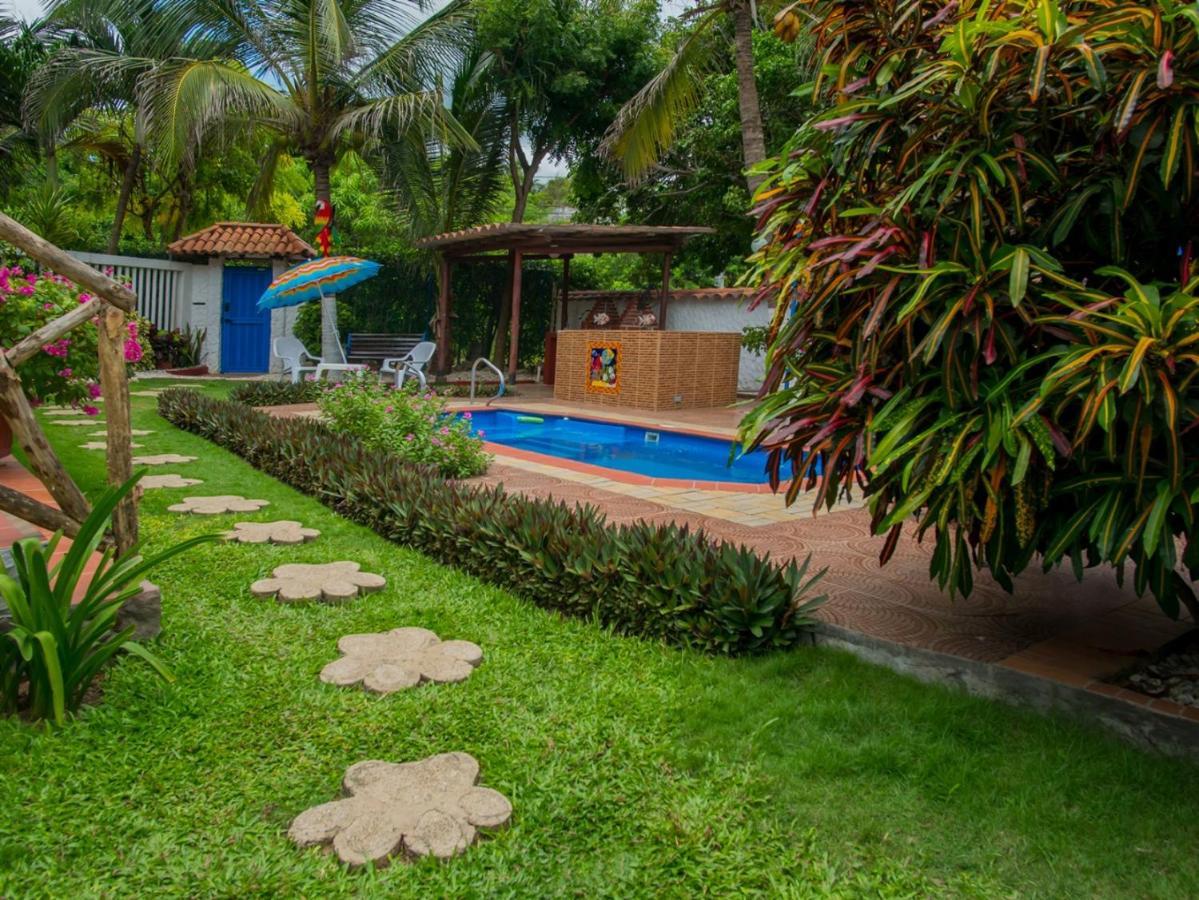 Отель Portoazul Casa De Playa Пуэрто-Коломбия Экстерьер фото